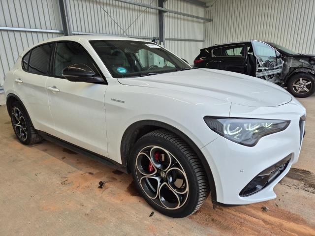 2025 Alfa Romeo Stelvio Veloce Q4 — 1