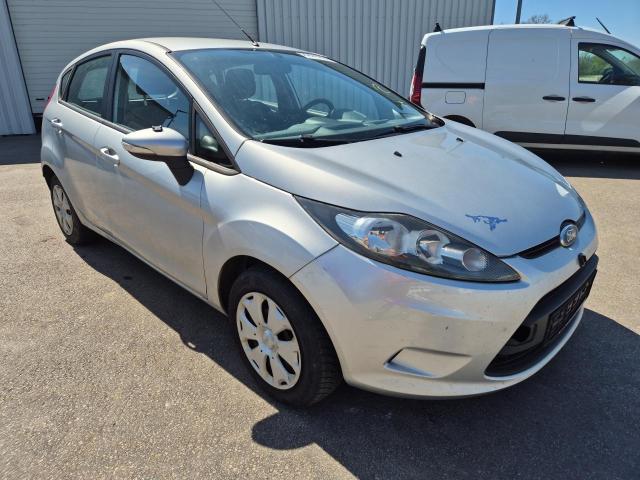 2010 Ford Fiesta Trend — 1