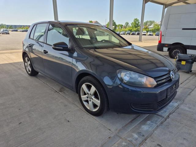 2011 Volkswagen Golf VI Comfortline BlueMotion/BMT — 1