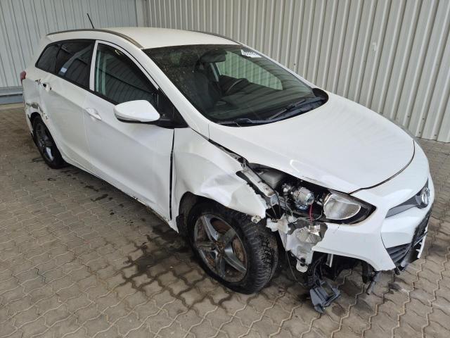 2015 Hyundai i30 cw FIFA World Cup Edition — 1