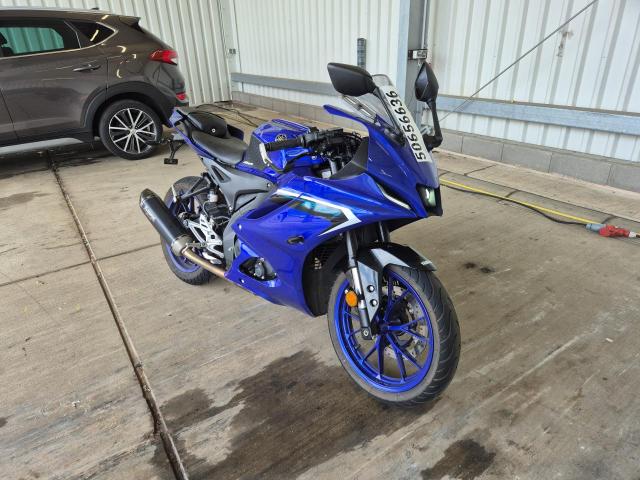 2025 Yamaha R 125 — 1