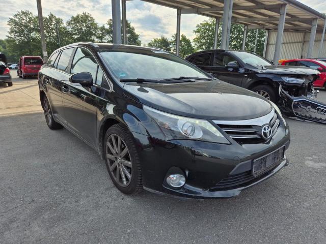 2015 Toyota Avensis Kombi Executive — 1