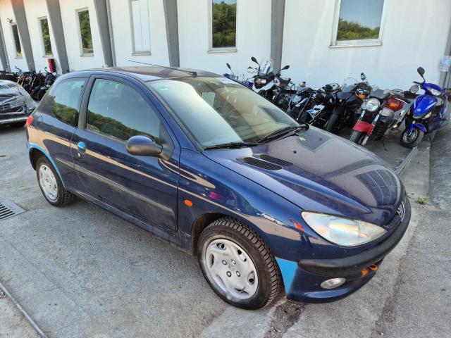 1999 Peugeot 206 Style — 1