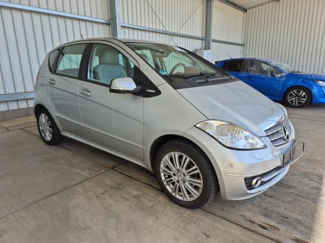 2010 Mercedes-Benz A -Klasse A 200 — 1