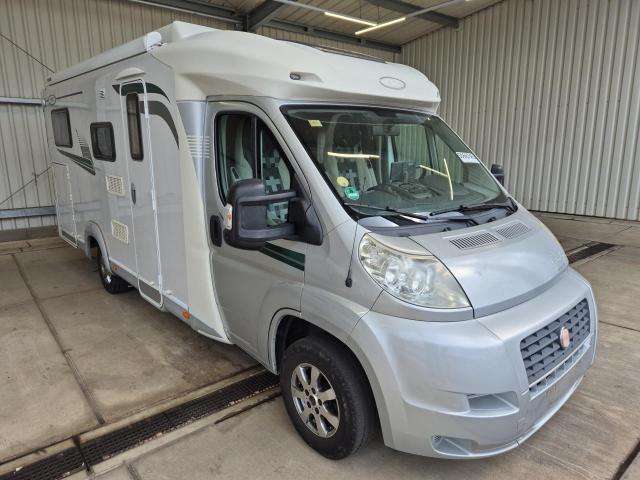 2013 LMC CARAVAN Liberty Breezer — 1