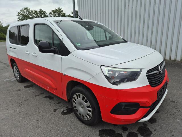 2022 Opel Combo Life E Elegance — 1
