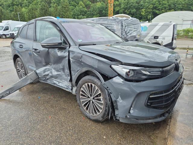 2025 Volkswagen Tiguan 2.0 TDI 142 kW 4Motion Life — 1