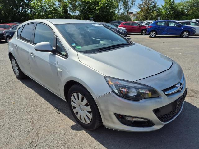 2015 Opel Astra J Lim. Edition — 1