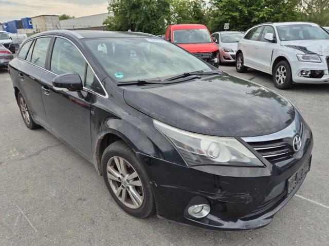2012 Toyota Avensis Kombi Life — 1