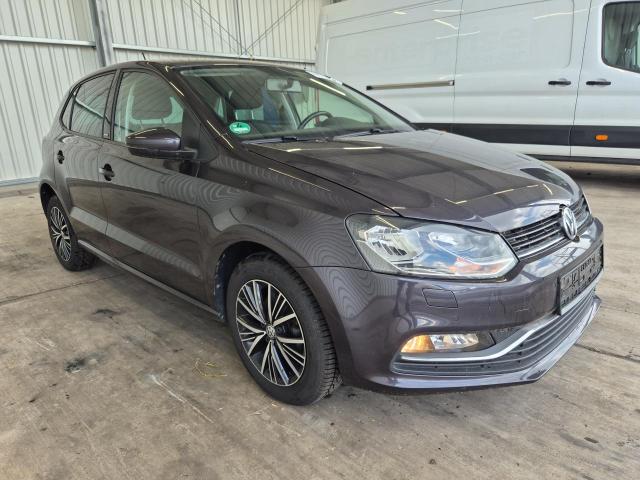 2017 Volkswagen Polo V Allstar — 1