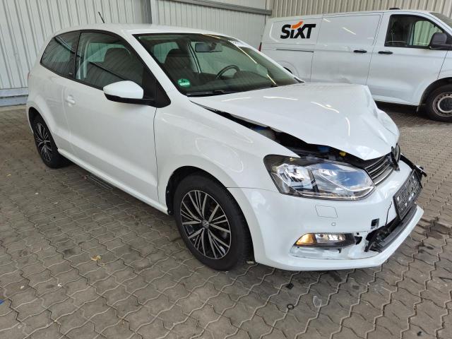 2017 Volkswagen Polo V Allstar — 1