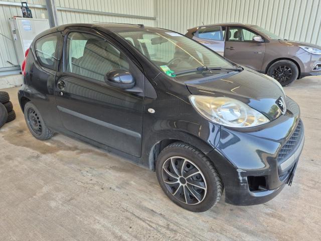 2011 Peugeot 107 Filou — 1