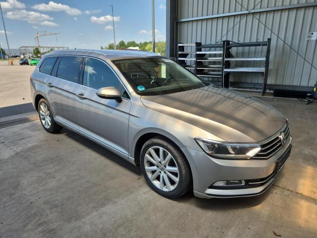 2017 Volkswagen Passat Variant Highline BMT/Start-Stopp — 1
