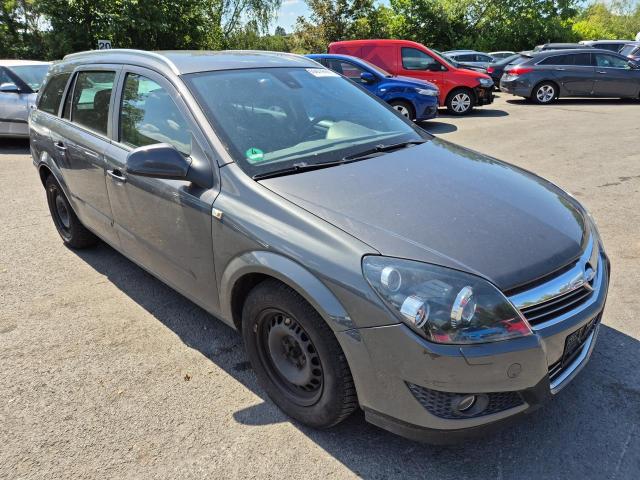 2010 Opel Astra H Caravan Innovation — 1