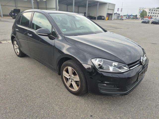 2015 Volkswagen Golf VII Lim. Comfortline BMT — 1