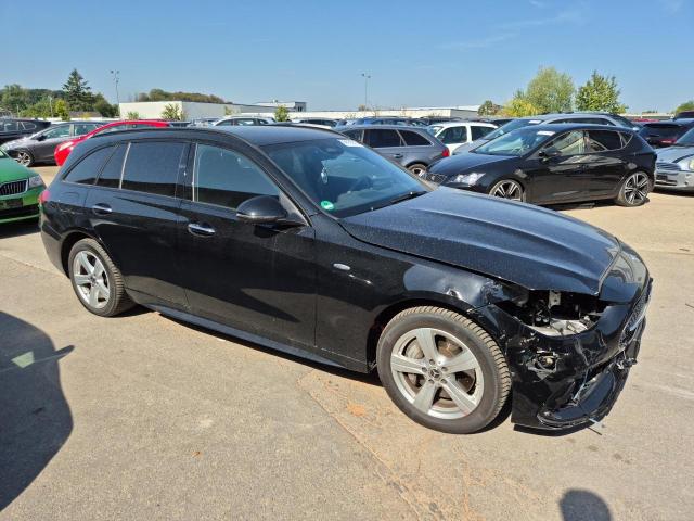 2025 Mercedes-Benz C -Klasse T-Modell c 300 e — 1