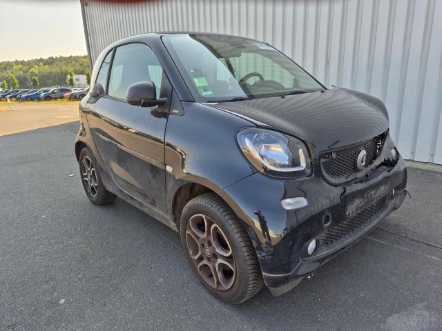 2017 Smart fortwo coupe Basis 66 kW — 1