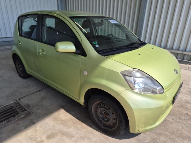 2005 Daihatsu Sirion — 1