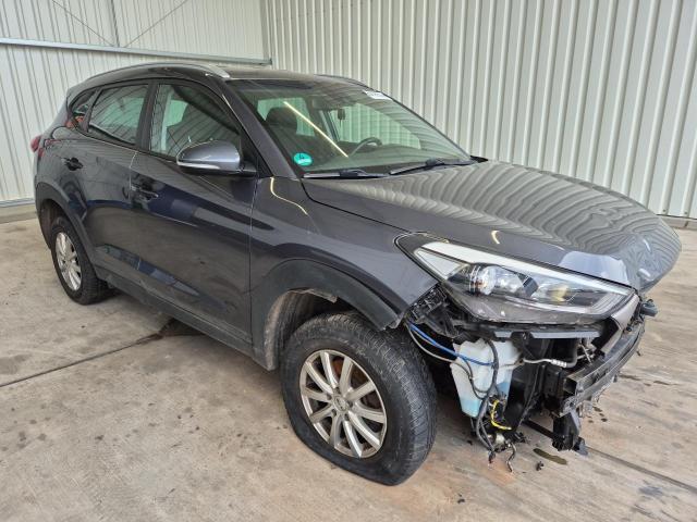 2016 Hyundai Tucson blue Classic 2WD — 1