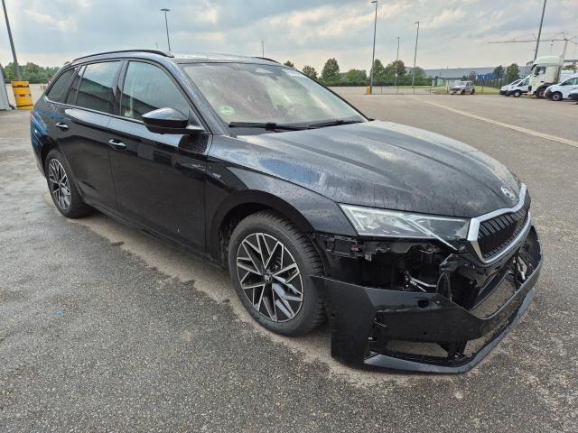 2026 Skoda Octavia Combi 2.0 TSI 150 kW 4x4 Selection — 1