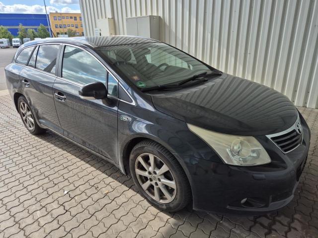 2010 Toyota Avensis Kombi — 1