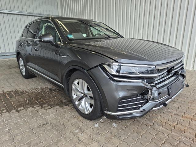 2023 Volkswagen Touareg Atmosphere 4Motion — 1