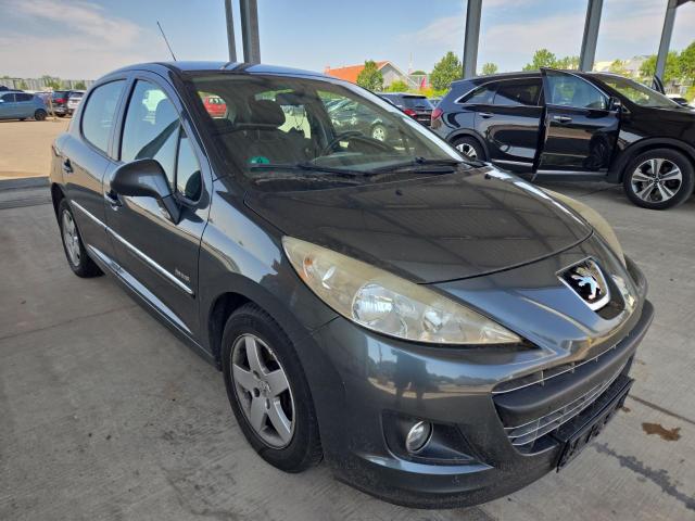 2012 Peugeot 207 Forever — 1