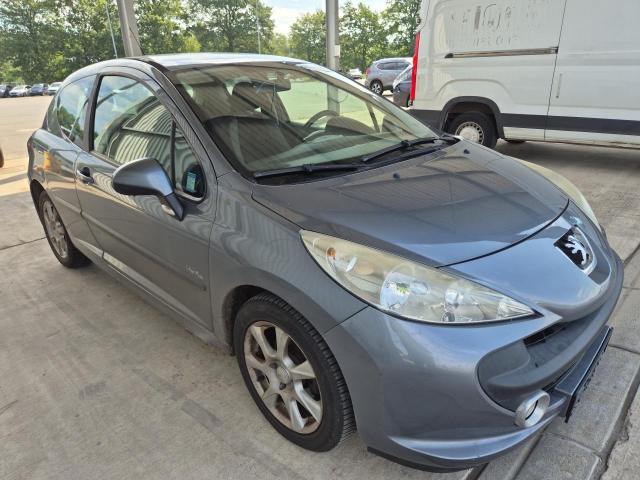 2009 Peugeot 207 Urban Move — 1