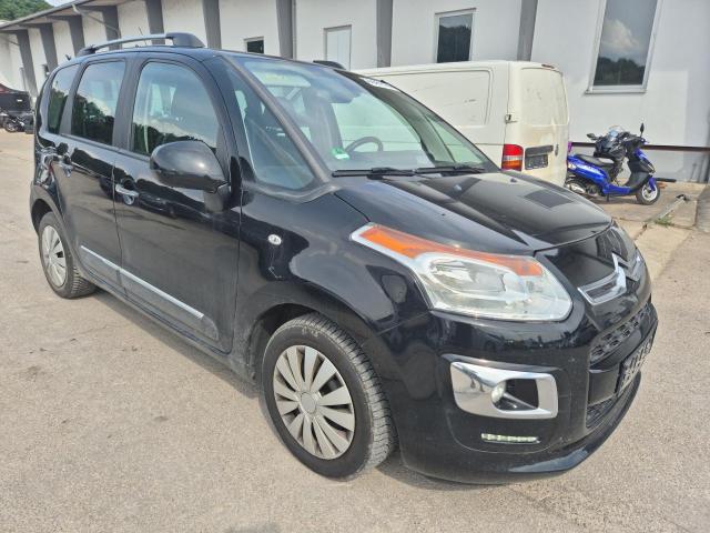 2016 Citroen C3 Picasso Exclusive — 1