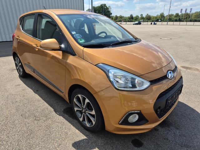 2015 Hyundai i10 YES! — 1