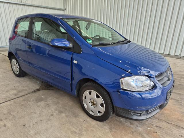 2010 Volkswagen Fox Style — 1