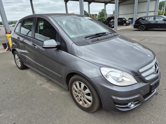 2010 Mercedes-Benz B -Klasse B 180 CDI — 1