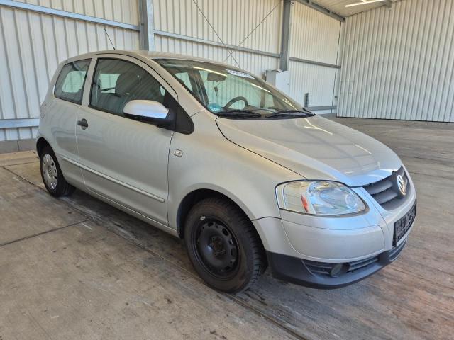 2008 Volkswagen Fox Fresh — 1