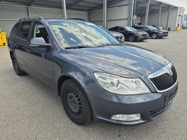 2010 Skoda Octavia Combi Ambiente — 1