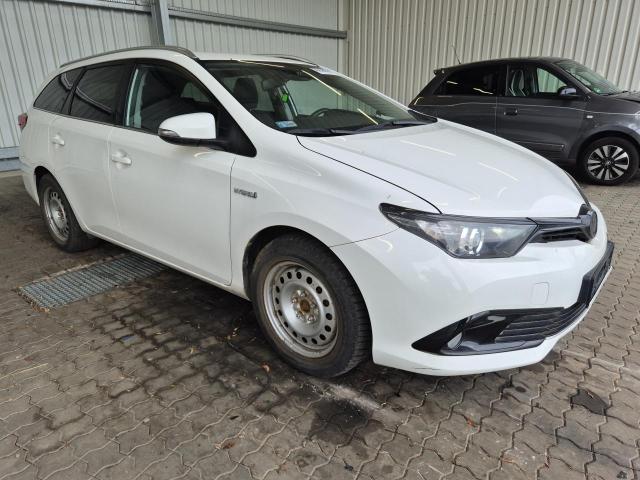 2018 Toyota Auris Touring Sports Hybrid Team D — 1