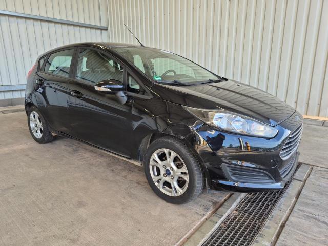2013 Ford Fiesta SYNC Edition — 1