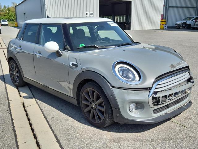 2015 MINI Mini Cooper — 1