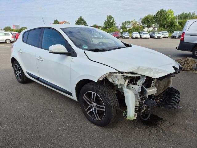 2015 Renault Megane III Lim. Authentique — 1