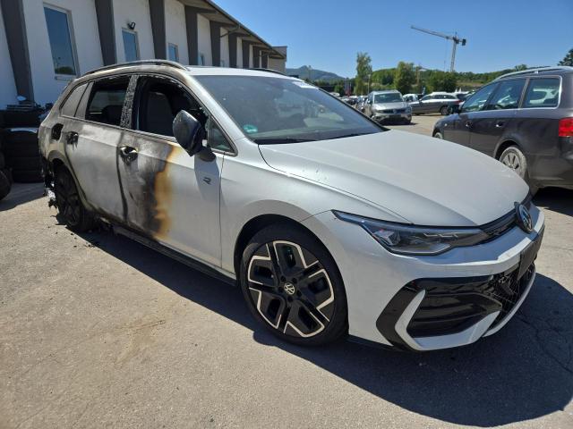 2024 Volkswagen Golf VIII Variant 2.0 TDI 110 kW R-Line — 1
