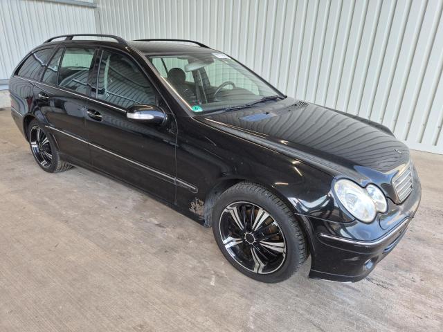 2005 Mercedes-Benz C -Klasse T-Modell C220 CDI — 1