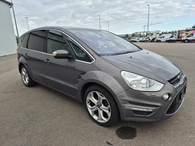 2013 Ford S-Max Titanium — 1