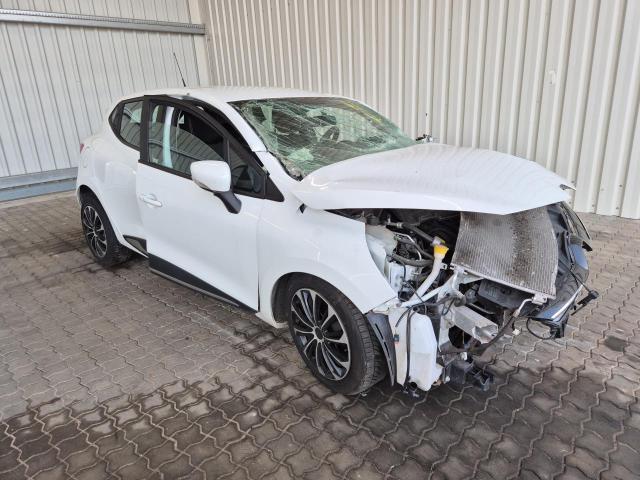 2014 Renault Clio IV Dynamique — 1