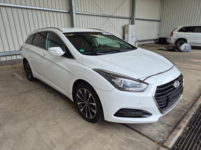 2017 Hyundai i40 cw blue Trend — 1