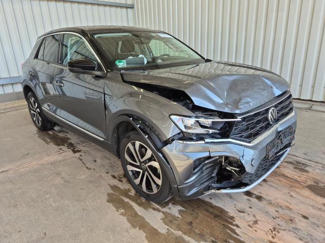 2021 Volkswagen T-Roc Active — 1
