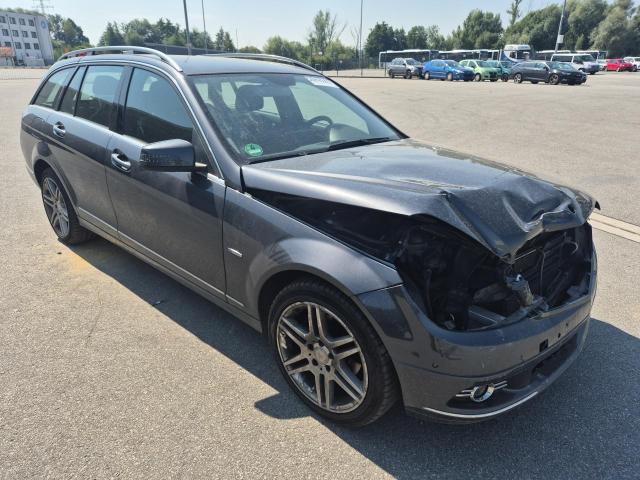 2011 Mercedes-Benz C -Klasse T-Modell C 180 CGI BlueEfficiency — 1