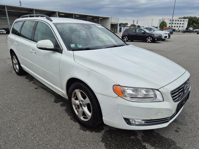2014 Volvo V70 Kombi Momentum — 1