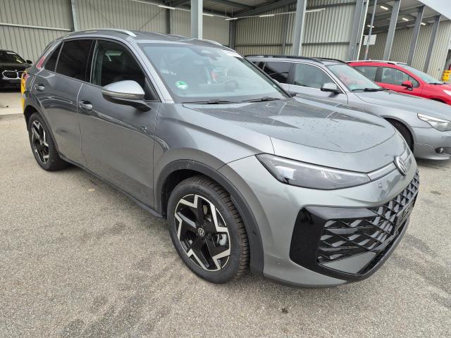 2026 Volkswagen T-Roc 1.5 eTSI 110 kW R-Line — 1