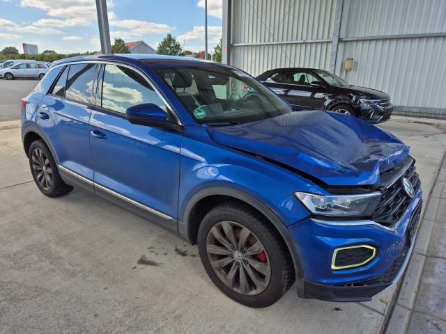 2019 Volkswagen T-Roc Sport — 1