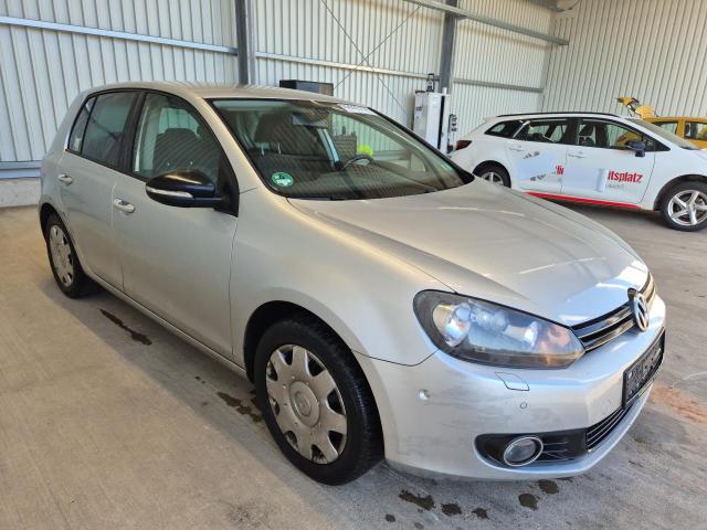 2011 Volkswagen Golf VI Team — 1