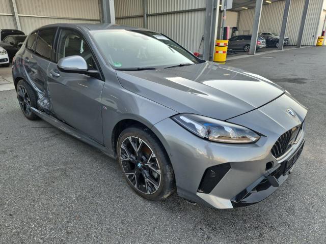 2025 BMW 1er Lim. 120 — 1